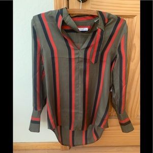 Equipment signature slim fit silk blouse